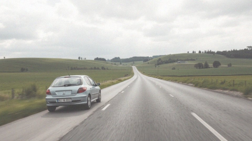 Co to jest minimalne zużycie paliwa w Peugeot 206 1.1?